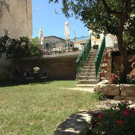 Гостевой дом Corte Lo Jucco 4*