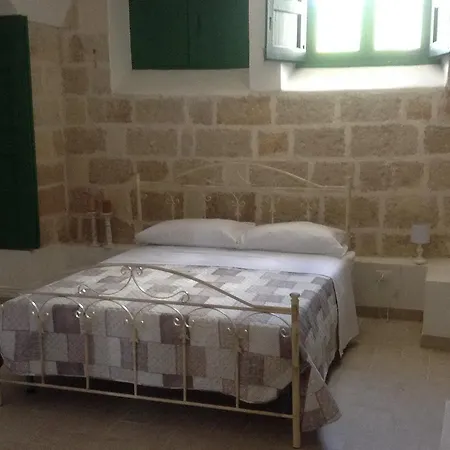 Corte Lo Jucco 4* Таранто